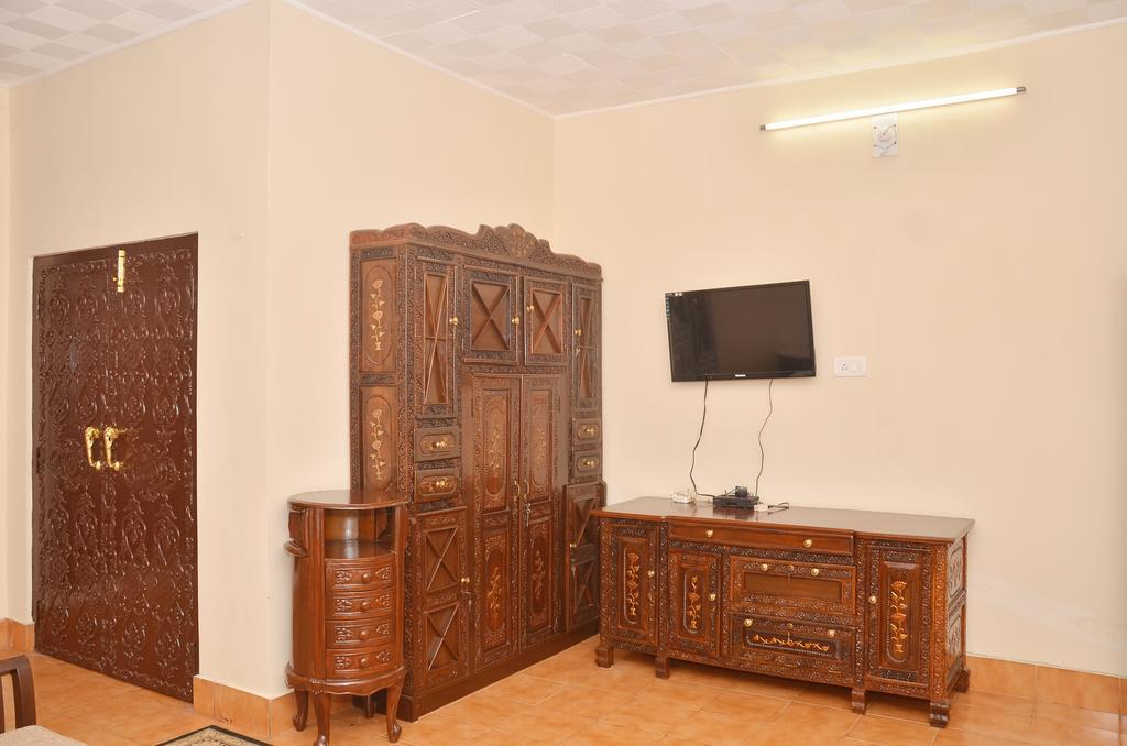 The Oasis Guest House Dimāpur Szoba fotó